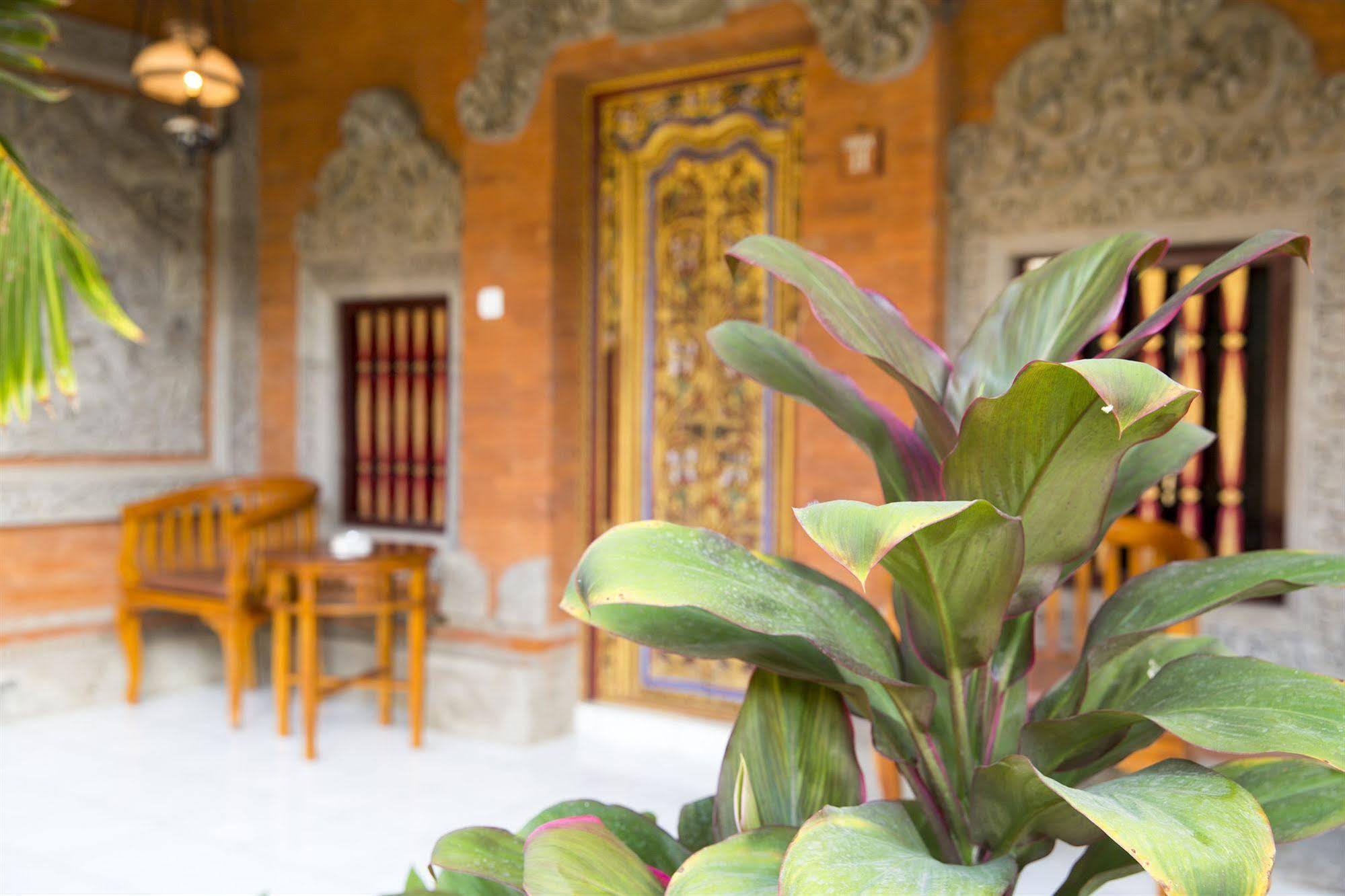 Surya Tropical Kuta Hotel Kuta Lombok Kültér fotó