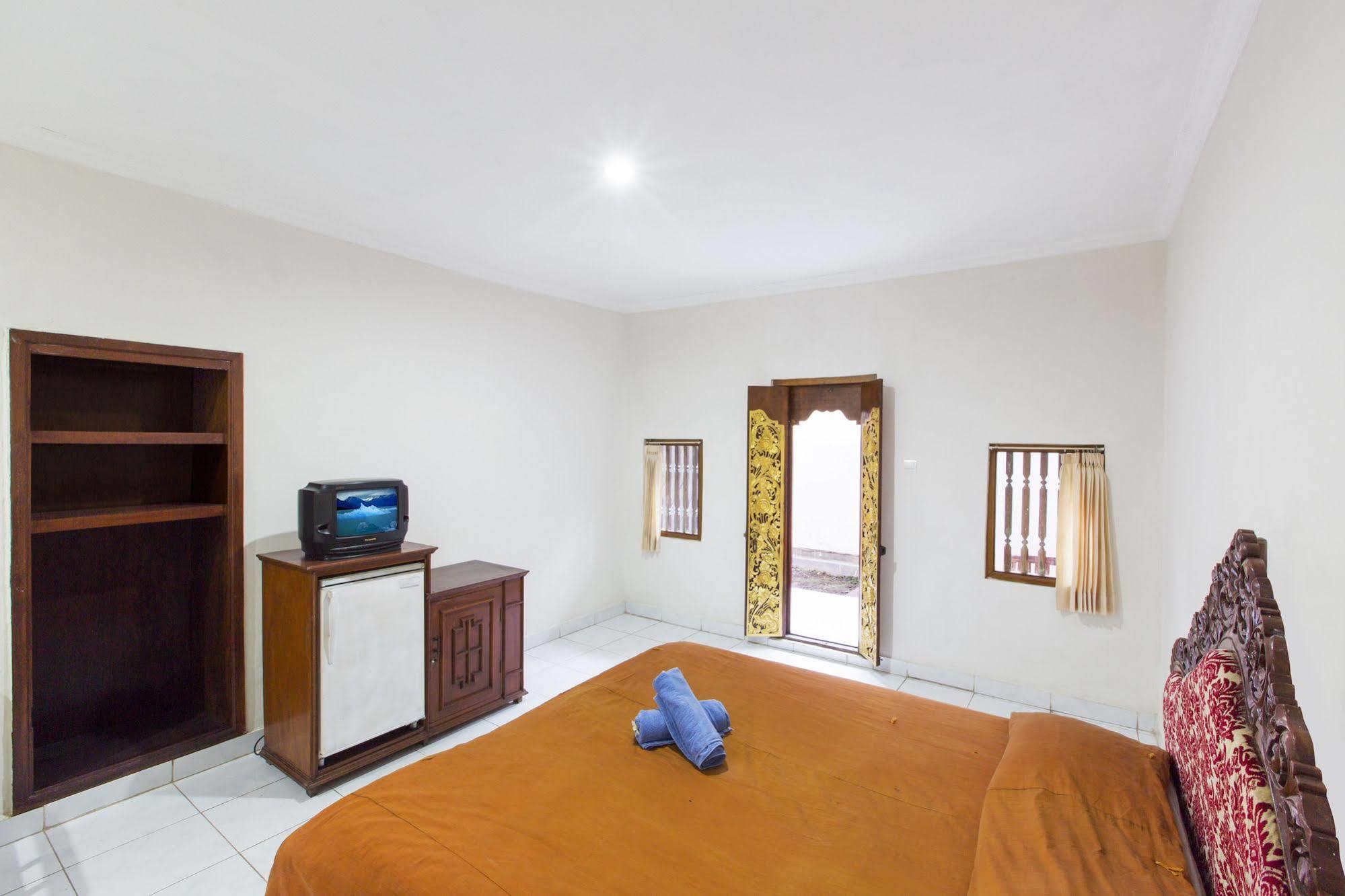 Surya Tropical Kuta Hotel Kuta Lombok Kültér fotó
