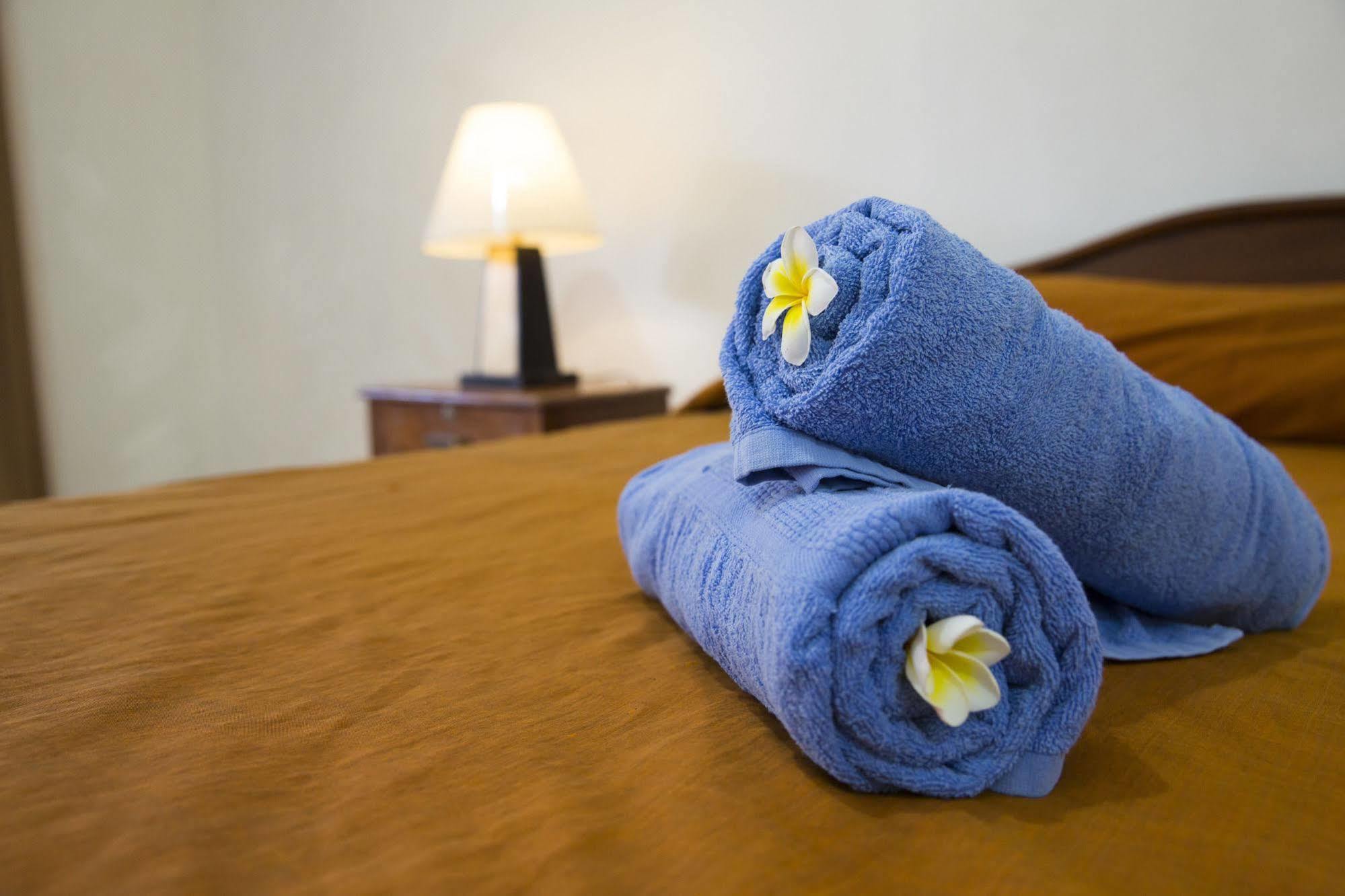 Surya Tropical Kuta Hotel Kuta Lombok Kültér fotó