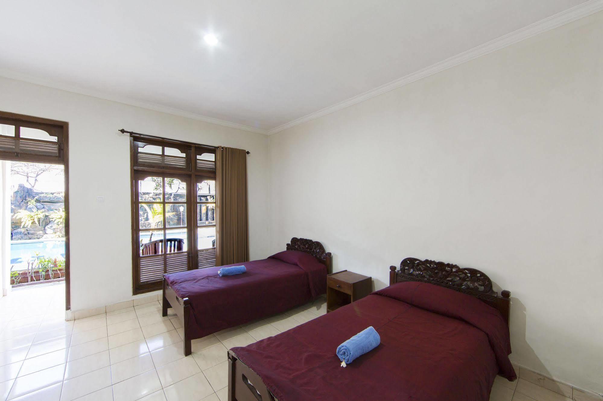 Surya Tropical Kuta Hotel Kuta Lombok Kültér fotó